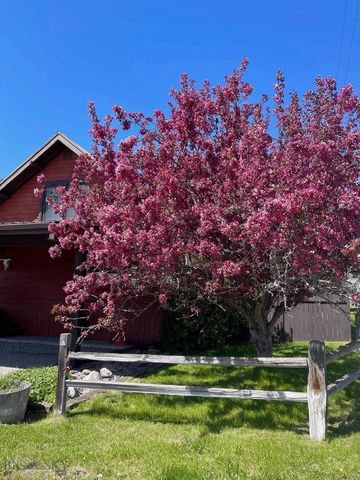 302 Ordway Street S, Wilsall, MT 59086