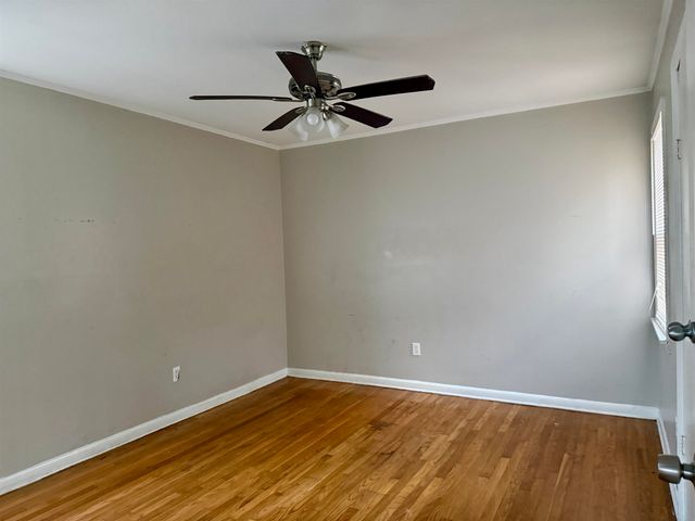 3065 EARNETT ST, Memphis, TN 38128