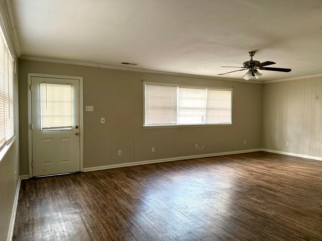 3065 EARNETT ST, Memphis, TN 38128