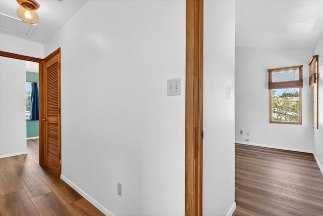 836 Garden Road SW, Albuquerque, NM 87105