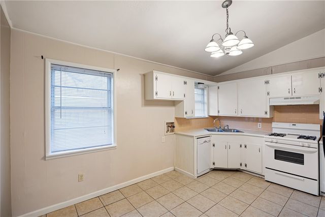 821 Parker Road, Russellville, AR 72801