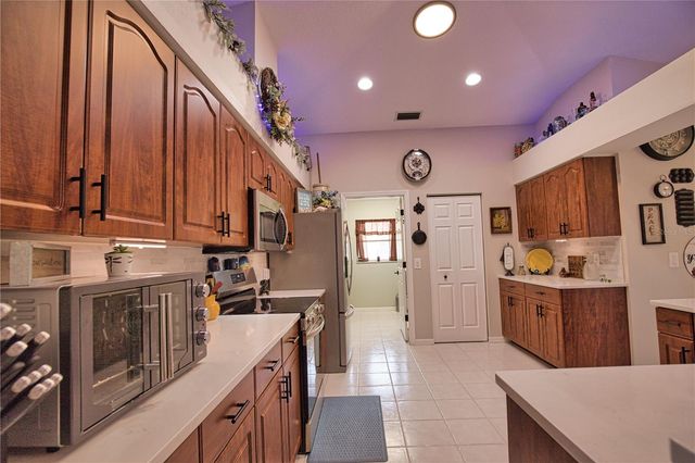 22 MEDALIST COURT, Rotonda West, FL 33947