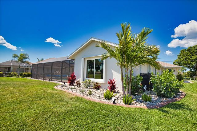 22 MEDALIST COURT, Rotonda West, FL 33947