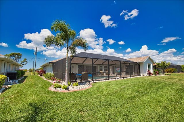 22 MEDALIST COURT, Rotonda West, FL 33947