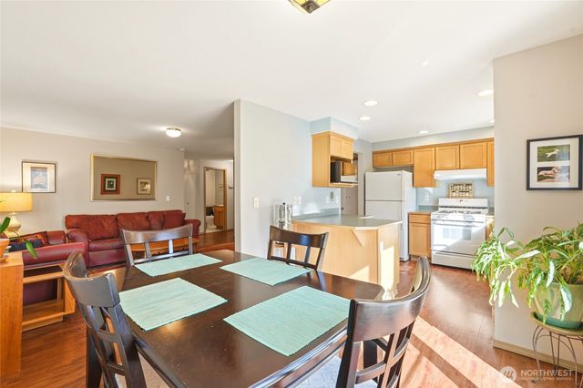 14929 19th Avenue W, Lynnwood, WA 98087