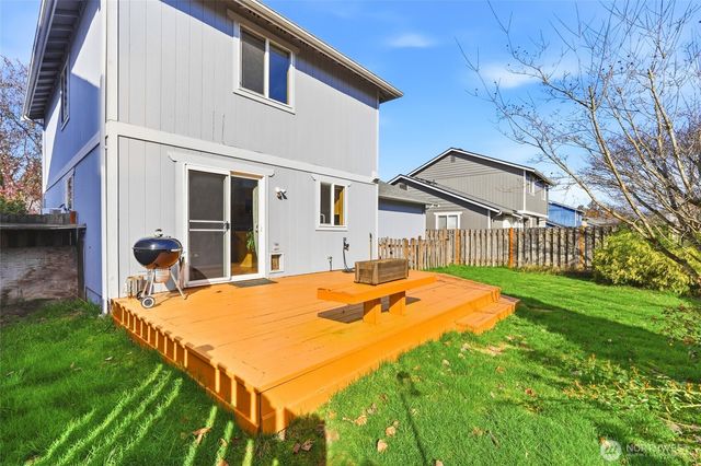 14929 19th Avenue W, Lynnwood, WA 98087