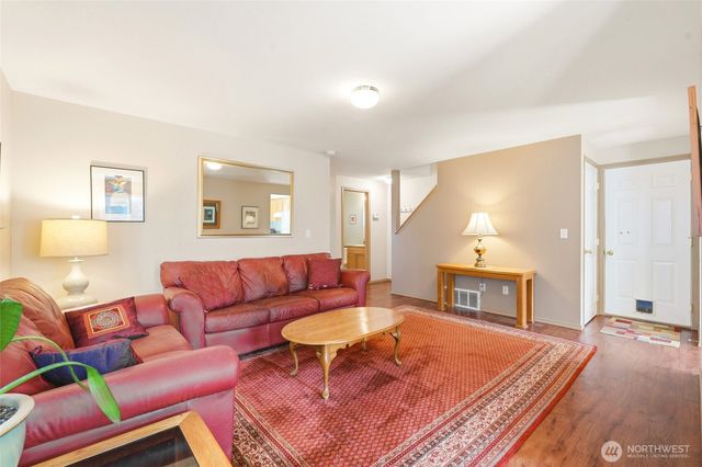 14929 19th Avenue W, Lynnwood, WA 98087