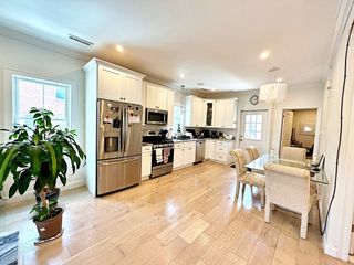 111 Maverick St 2, Boston, MA 02128