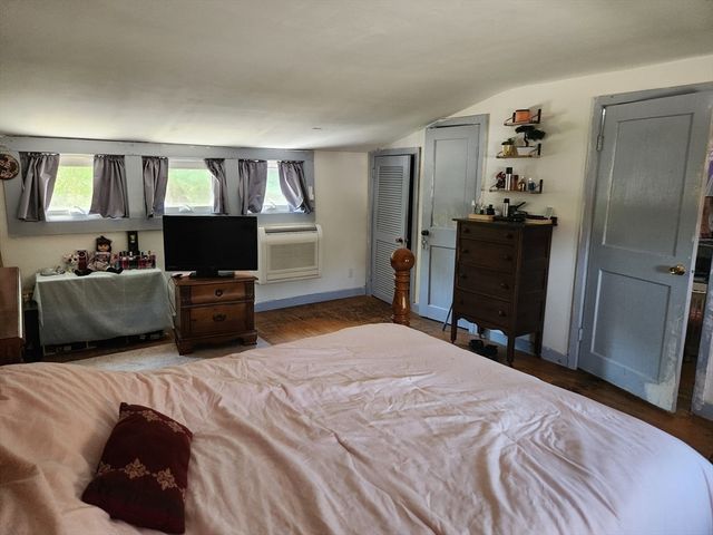 48 Captain Courtois Dr, Attleboro, MA 02703