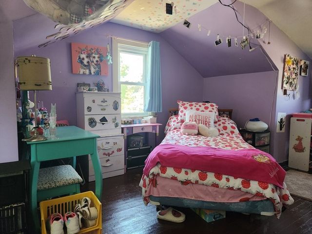 48 Captain Courtois Dr, Attleboro, MA 02703
