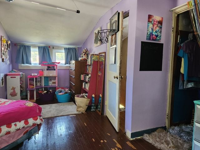 48 Captain Courtois Dr, Attleboro, MA 02703