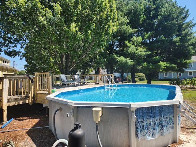 48 Captain Courtois Dr, Attleboro, MA 02703