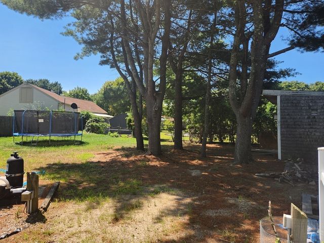 48 Captain Courtois Dr, Attleboro, MA 02703