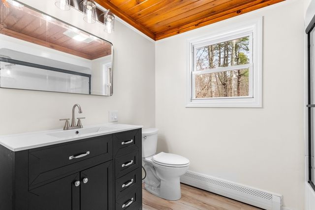 172 Fisher Rd, Dartmouth, MA 02747