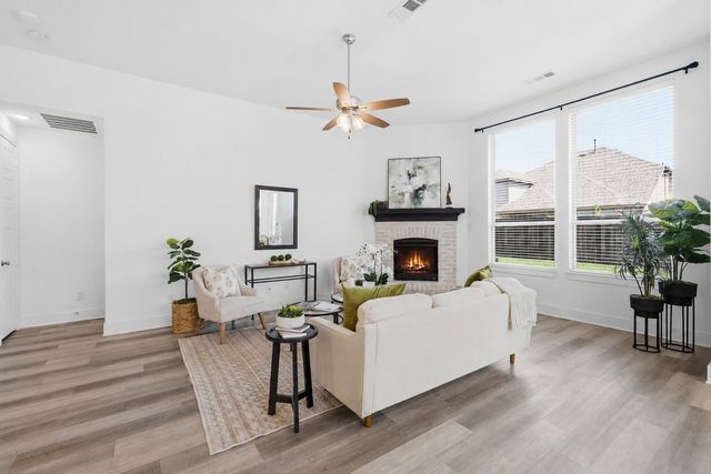 9521 Leisure Pace Lane, Oak Point, TX 75068