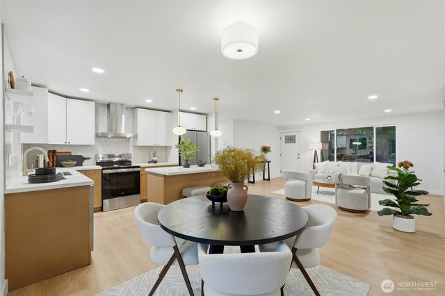 13417 Meridian Place W, Everett, WA 98208