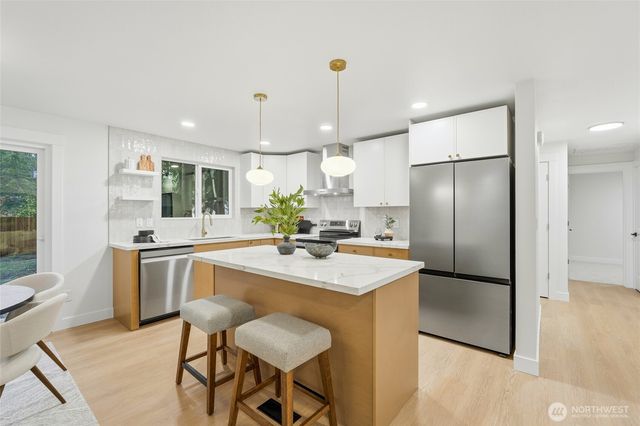 13417 Meridian Place W, Everett, WA 98208