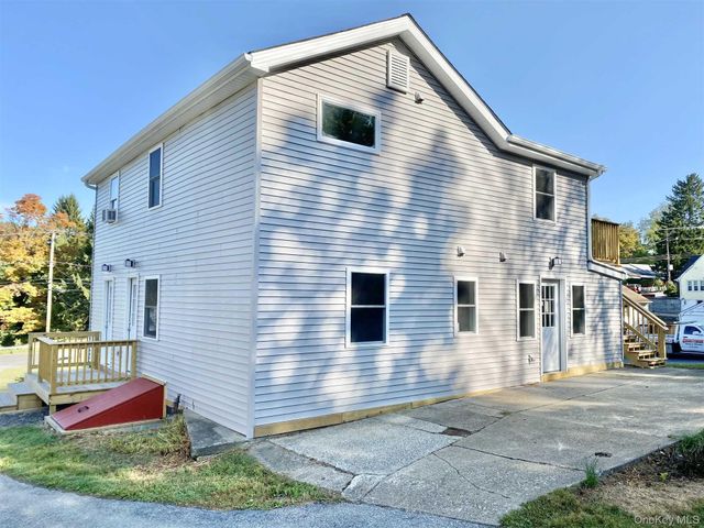 58 WEST DORSEY A, Hyde Park, NY 12538