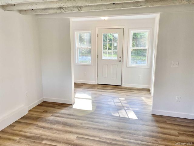 58 WEST DORSEY A, Hyde Park, NY 12538