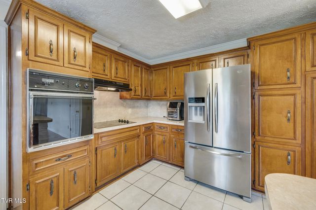 445 Old Stage Road, Church Hill, TN 37642