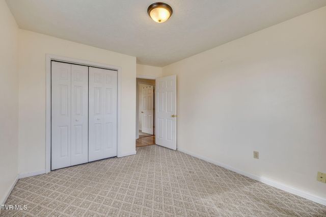 445 Old Stage Road, Church Hill, TN 37642