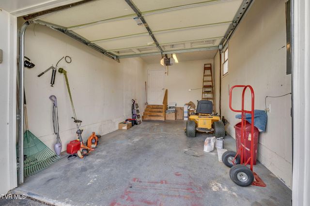 445 Old Stage Road, Church Hill, TN 37642