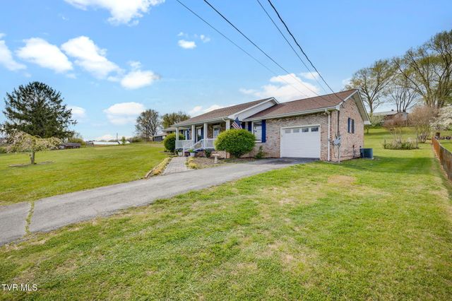 445 Old Stage Road, Church Hill, TN 37642