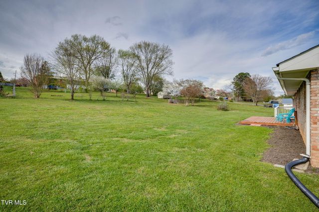 445 Old Stage Road, Church Hill, TN 37642