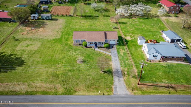 445 Old Stage Road, Church Hill, TN 37642