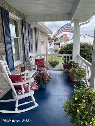 445 Old Stage Road, Church Hill, TN 37642