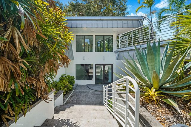 1343 Ponce De Leon Drive, Fort Lauderdale, FL 33316