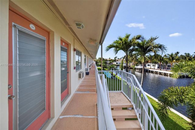 331 E Mcnab Road 226, Pompano Beach, FL 33060