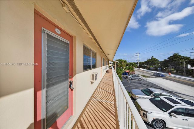 331 E Mcnab Road 226, Pompano Beach, FL 33060