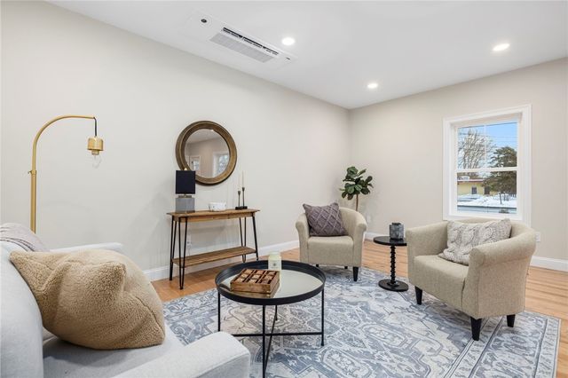 2907 Post Road 8, Warwick, RI 02886