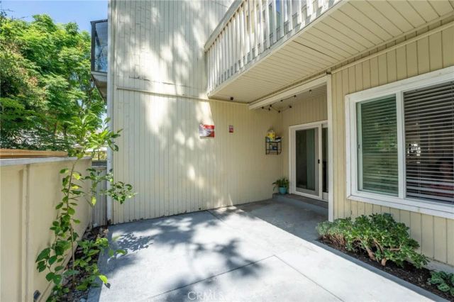 646 Sycamore Avenue 18, Claremont, CA 91711