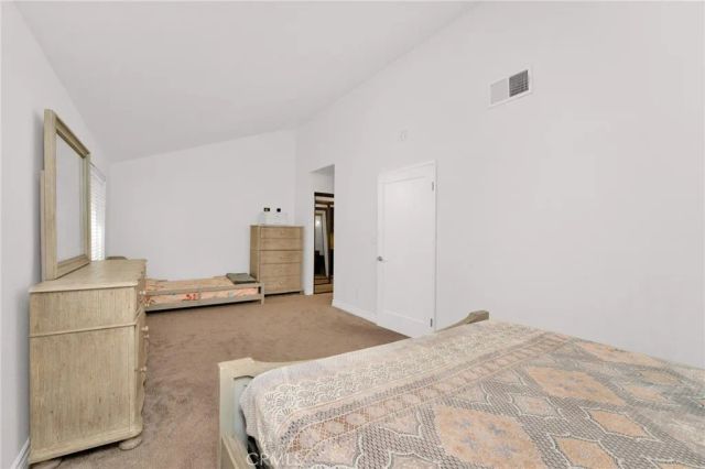 646 Sycamore Avenue 18, Claremont, CA 91711