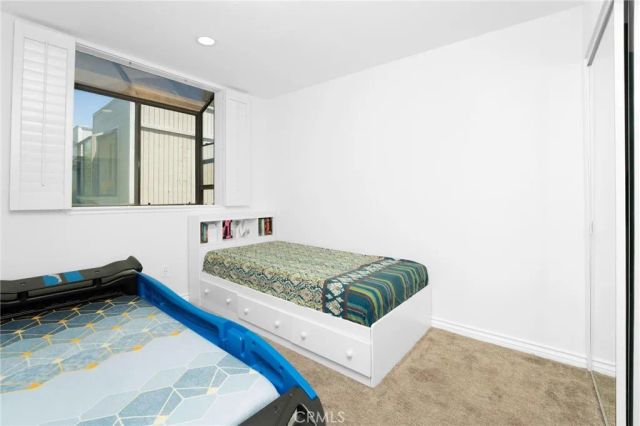 646 Sycamore Avenue 18, Claremont, CA 91711