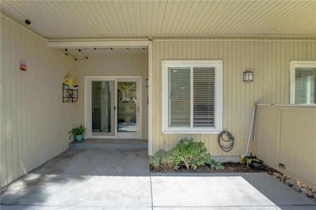 646 Sycamore Avenue 18, Claremont, CA 91711