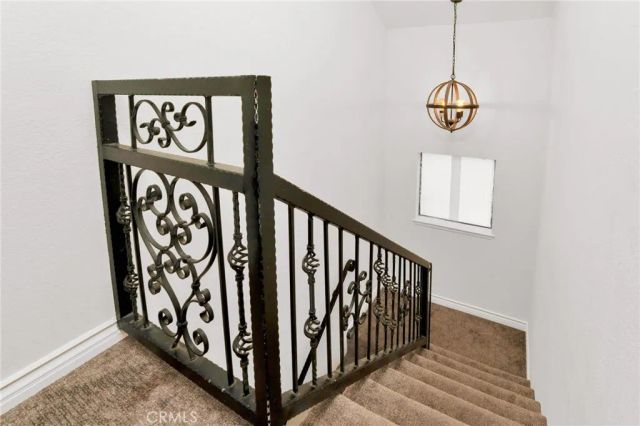 646 Sycamore Avenue 18, Claremont, CA 91711