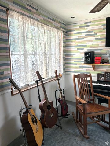 989 S 900 W, Salt Lake City, UT 84104