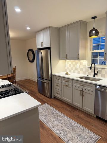 202 CHESTNUT ST, Brooklawn, NJ 08030