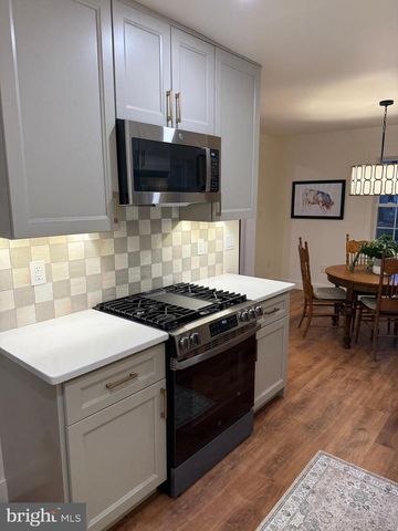 202 CHESTNUT ST, Brooklawn, NJ 08030