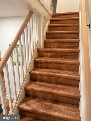 202 CHESTNUT ST, Brooklawn, NJ 08030