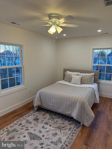 202 CHESTNUT ST, Brooklawn, NJ 08030