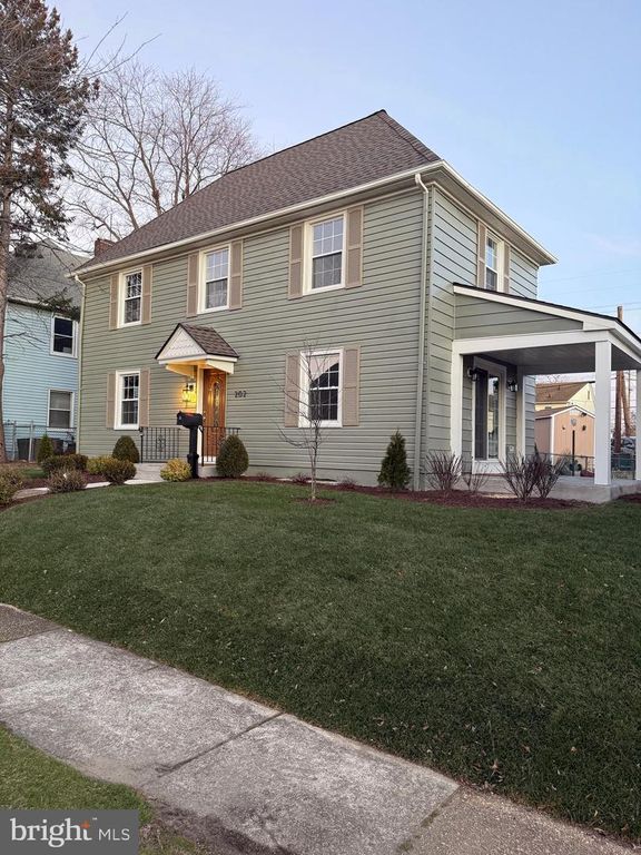 202 CHESTNUT ST, Brooklawn, NJ 08030