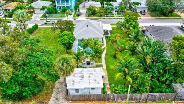 320 SE 4th Avenue, Delray Beach, FL 33483
