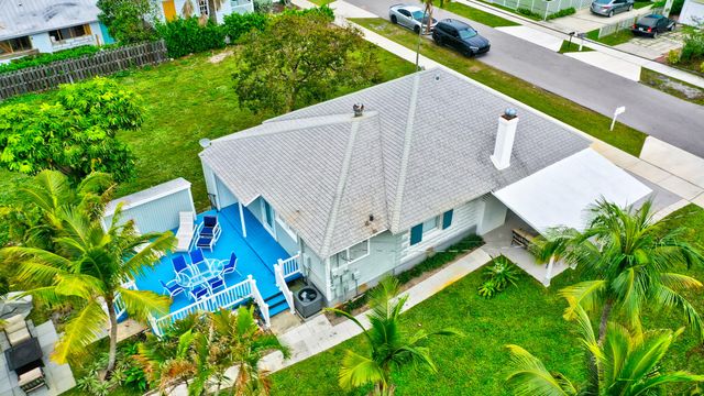320 SE 4th Avenue, Delray Beach, FL 33483