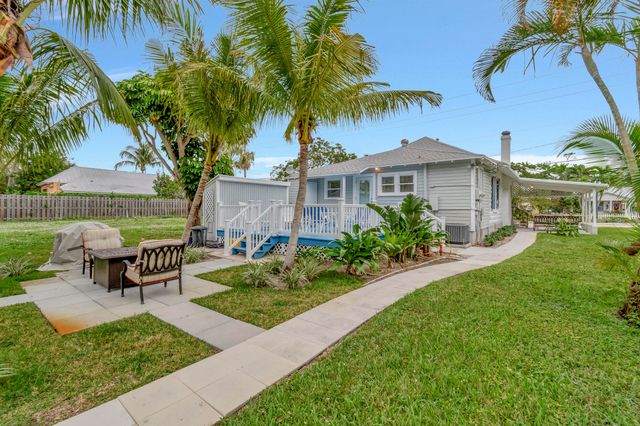 320 SE 4th Avenue, Delray Beach, FL 33483