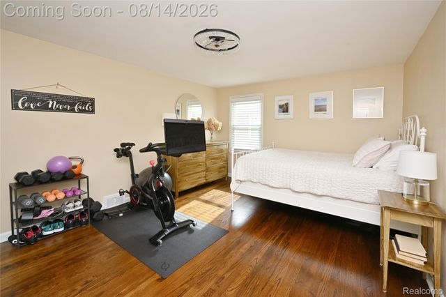 4411 N Verona Circle, Royal Oak, MI 48073