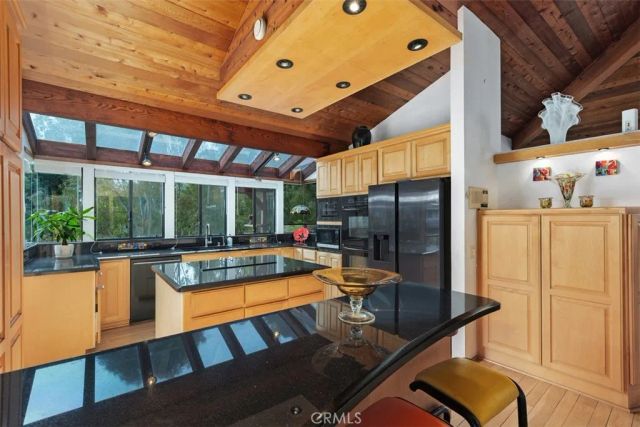 237 W Avenida Alessandro, San Clemente, CA 92672